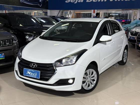 HYUNDAI HB20 1.6 COMFORT PLUS 16V FLEX 4P MANUAL HYUNDAI HB20 1.6 COMFORT PLUS 16V FLEX 4P MANUAL
